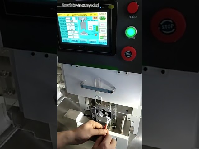 Suuri neliömäinen pneumaattinen puristinapplikaattori, meistitanko, liitinpuristinmuotti, uuden energian puristuskone